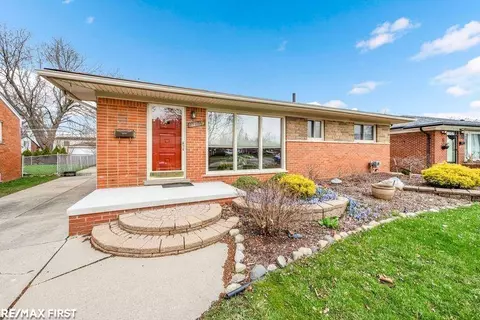 Exterior - 17835 N Wind, Fraser, MI 48026 photo 3 of 9