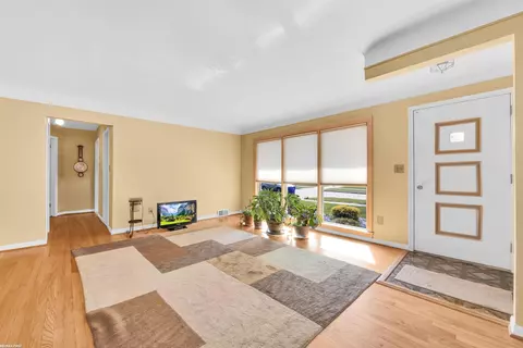 Living - 17835 N Wind, Fraser, MI 48026 photo 1 of 2