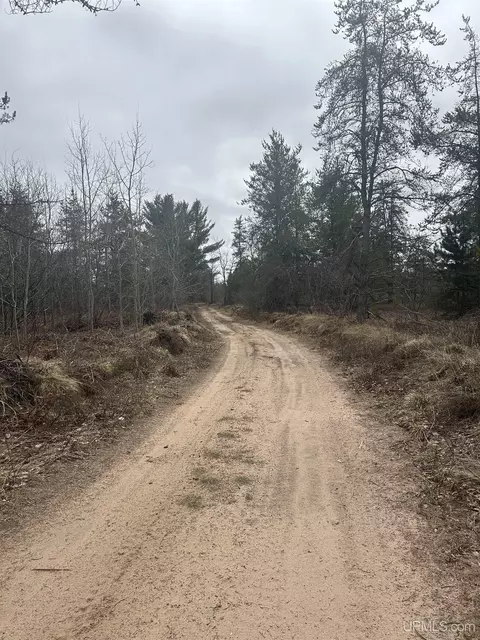 2 Johnson Lake Road, Gwinn, MI 49841