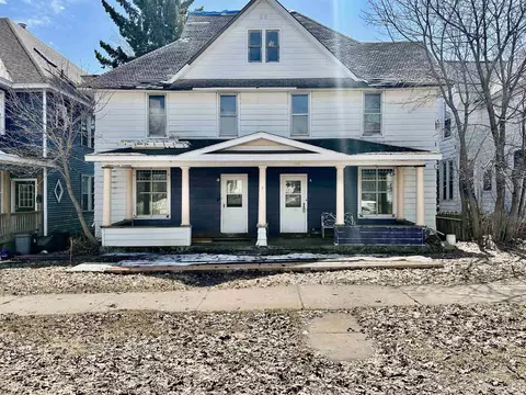 128-130 E Main, Negaunee, MI 49866
