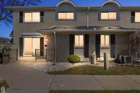 8561 Winchester, Sterling Heights, MI 48313