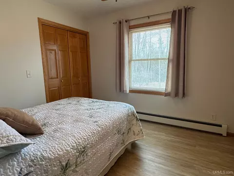 6095 K, Escanaba, MI 49829 photo 15
