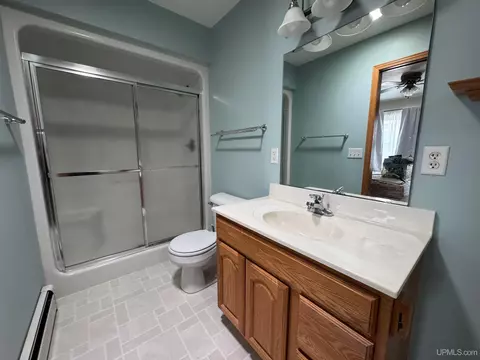 6095 K, Escanaba, MI 49829 photo 13