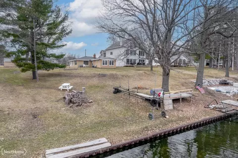 Exterior - 2620 Shady Shrs, Lupton, MI 48635 photo 2 of 5