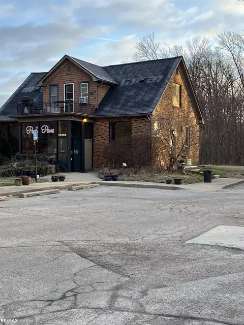 25585 Crocker, Harrison Township, MI 48045