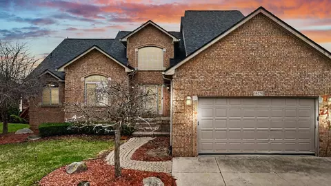 16274 Jenny, Macomb, MI 48042