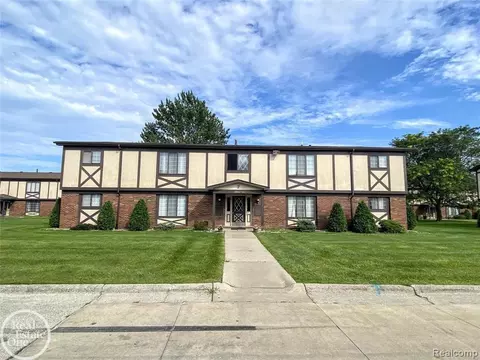 22859 Grove #53, Saint Clair Shores, MI 48080