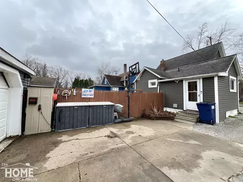 745 Broadway, Owosso, MI 48867 photo 37