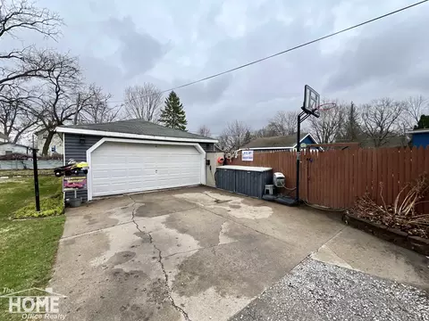 745 Broadway, Owosso, MI 48867 photo 39