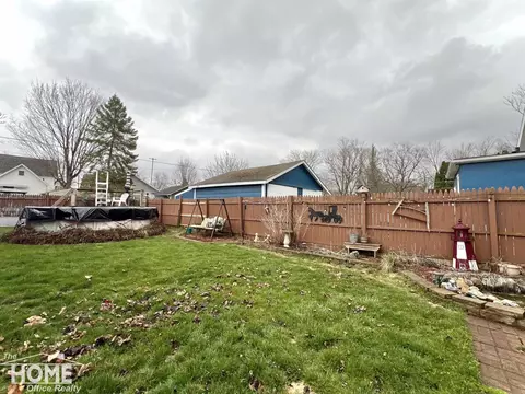 745 Broadway, Owosso, MI 48867 photo 32