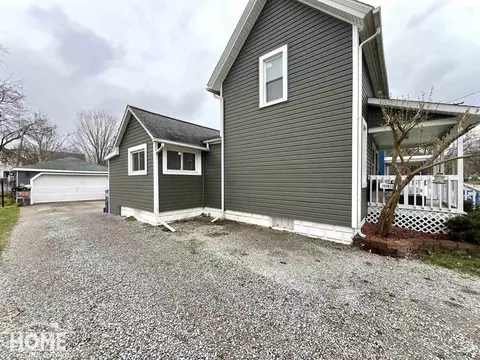 745 Broadway, Owosso, MI 48867 photo 40