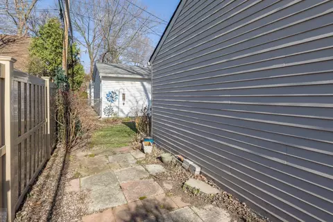 2057 Hawthorne, Grosse Pointe Woods, MI 48236 photo 39