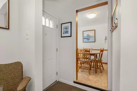 2057 Hawthorne, Grosse Pointe Woods, MI 48236 photo 7
