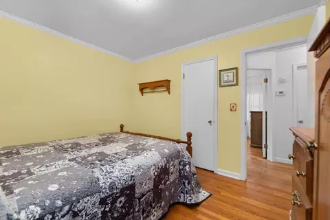 2057 Hawthorne, Grosse Pointe Woods, MI 48236 photo 14