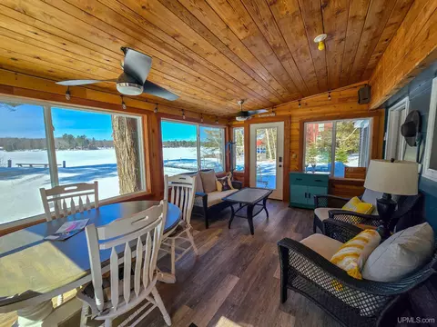 Exterior - 3865 Peninsula Pt, Munising, MI 49862 photo 6 of 17