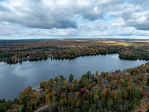View/Area - 3865 Peninsula Pt, Munising, MI 49862 photo 17 of 24