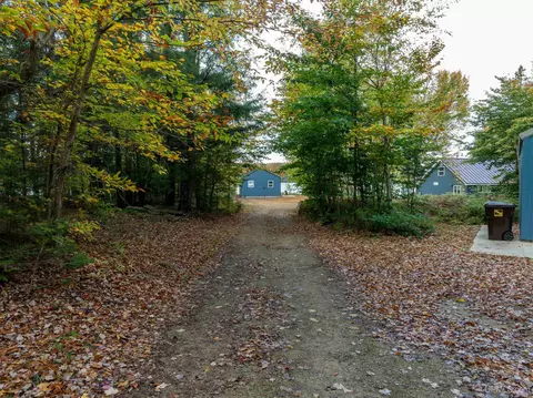 Exterior - 3865 Peninsula Pt, Munising, MI 49862 photo 8 of 17