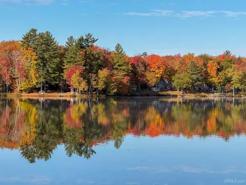 View/Area - 3865 Peninsula Pt, Munising, MI 49862 photo 3 of 24
