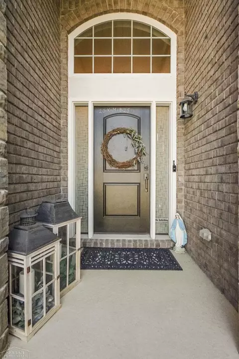 Exterior - 49946 Monarch, Macomb, MI 48044 photo 3 of 7