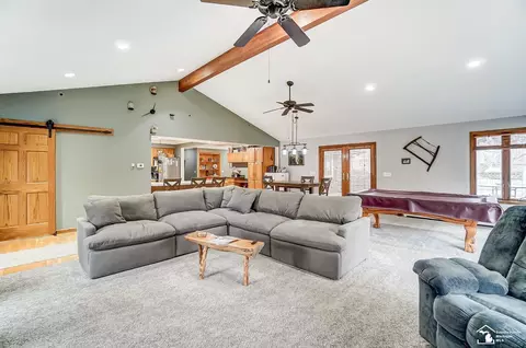 Living - 1916 W Sterns, Temperance, MI 48182 photo 6 of 9