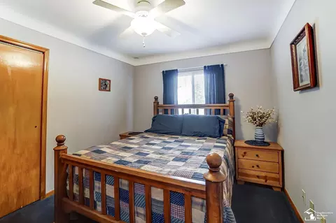 Bedroom - 1916 W Sterns, Temperance, MI 48182 photo 4 of 6