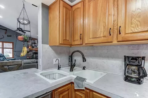 Kitchen - 1916 W Sterns, Temperance, MI 48182 photo 6 of 8