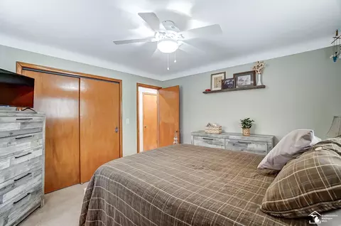 Bedroom - 1916 W Sterns, Temperance, MI 48182 photo 3 of 6