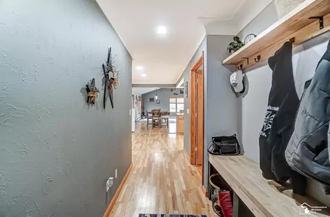 Entry Way - 1916 W Sterns, Temperance, MI 48182 photo 3 of 4