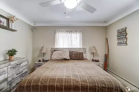 Bedroom - 1916 W Sterns, Temperance, MI 48182 photo 2 of 6