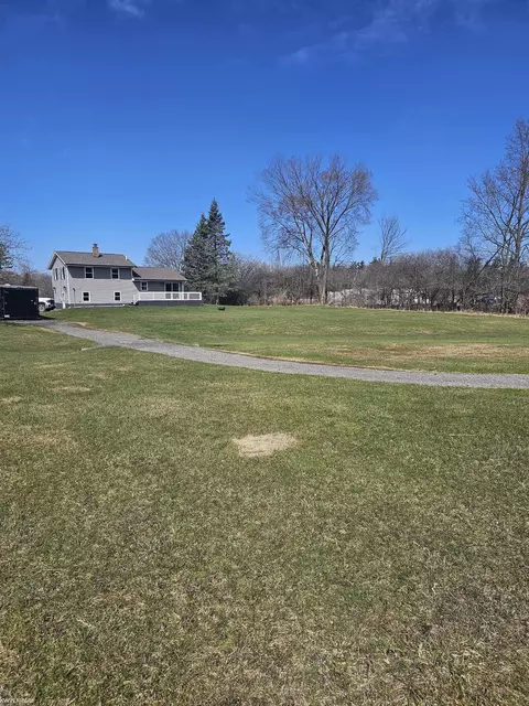 Exterior - 1431 Stein, Saint Clair, MI 48079 photo 7 of 9