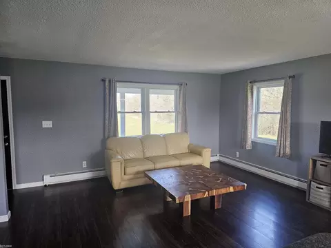 Living - 1431 Stein, Saint Clair, MI 48079 photo 4 of 5