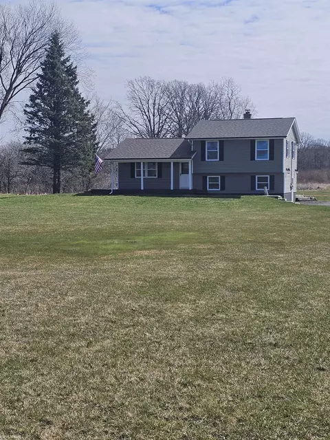 Exterior - 1431 Stein, Saint Clair, MI 48079 photo 1 of 9