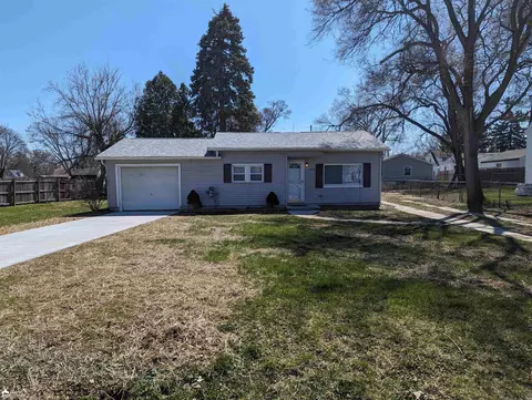 1180 Allen, Burton, MI 48529