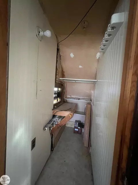 Entry Way - 410 Ruskin, Algonac, MI 48001 photo 3 of 5
