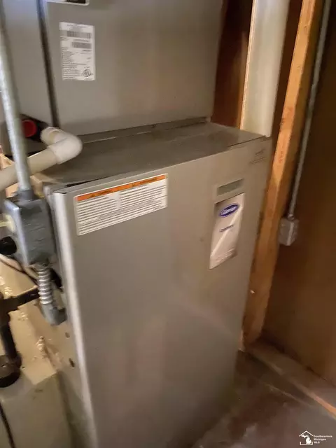 Other - 14705 Williamsburg, Riverview, MI 48193 photo 16 of 16