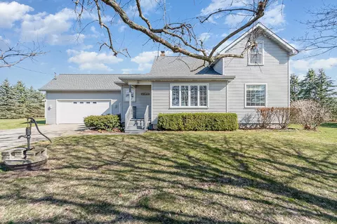 1359 Delta, Bay City, MI 48706