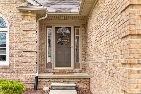 Entry Way - 48198 Jester, Macomb, MI 48044 photo 1 of 4
