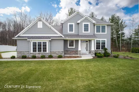 3042 Hidden Mdws, Midland, MI 48642