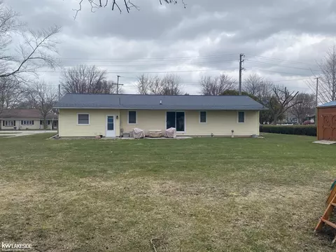 Exterior - 200 E Bay, Sebewaing, MI 48759 photo 2 of 6
