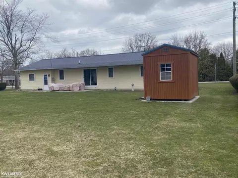 Exterior - 200 E Bay, Sebewaing, MI 48759 photo 3 of 6