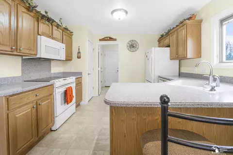 2196 Delaware, Temperance, MI 48182 photo 14