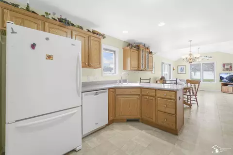 2196 Delaware, Temperance, MI 48182 photo 15