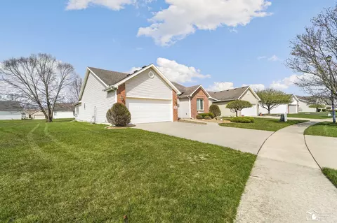 2196 Delaware, Temperance, MI 48182 photo 2