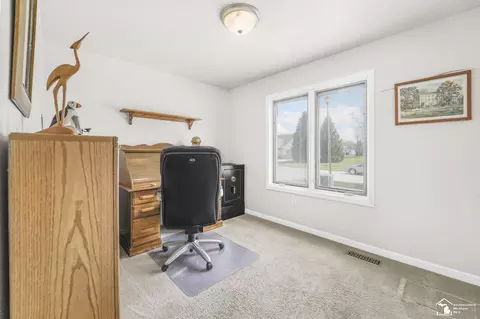 2196 Delaware, Temperance, MI 48182 photo 23