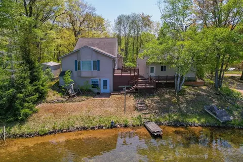 5285 Blue Lk, Gladwin, MI 48624