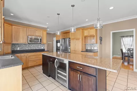 Kitchen - 3177 Windmill, Adrian, MI 49221 photo 2 of 10
