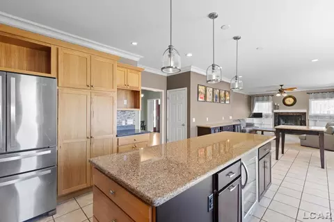 Kitchen - 3177 Windmill, Adrian, MI 49221 photo 5 of 10