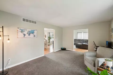 Living - 1254 E Oregon, Adrian, MI 49221 photo 2 of 2