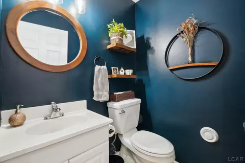 Bath - 1254 E Oregon, Adrian, MI 49221 photo 1 of 3
