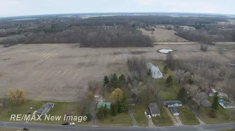 1435 W W Fry, Burt, MI 48417 photo 46